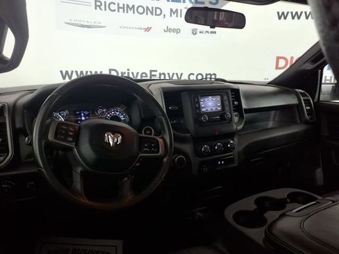 Used 2021 RAM 2500 Tradesman w/ Chrome Appearance Group AWD/4WD image 9