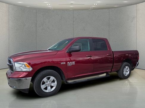 Used 2021 RAM 1500 Classic SLT AWD/4WD image 10