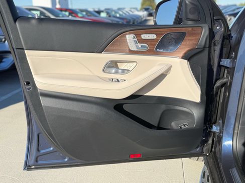 New 2026 Mercedes-Benz GLE 53 AMG 4MATIC Coupe image 15