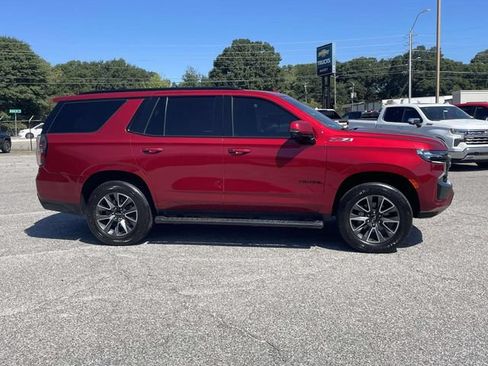 Used 2023 Chevrolet Tahoe Z71 w/ Luxury Package AWD/4WD image 2