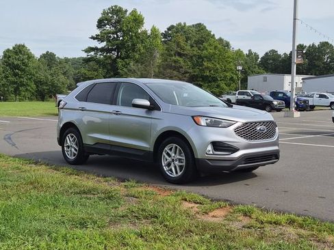 Used 2024 Ford Edge SEL w/ Convenience Package AWD/4WD image 15