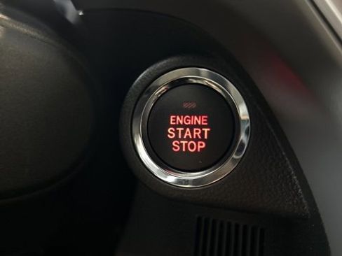 Used 2025 Subaru Crosstrek 2.0i Premium image 7