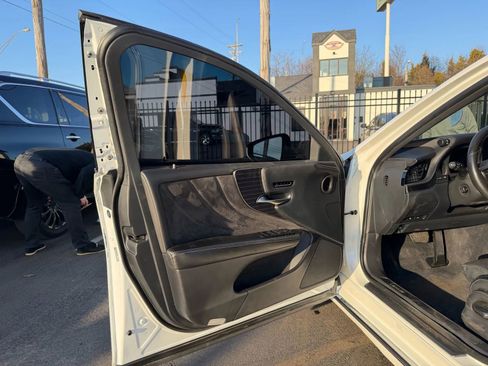 Used 2018 Lexus LS 500 AWD image 19