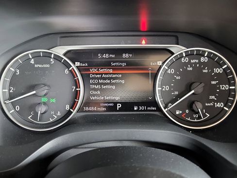 Certified 2023 Nissan Rogue SV image 27