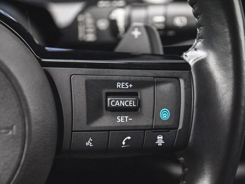 Used 2023 Nissan Pathfinder SV AWD/4WD image 25