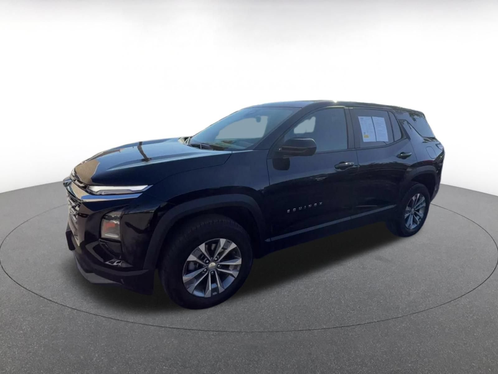 Used 2025 Chevrolet Equinox LT AWD/4WD image 7