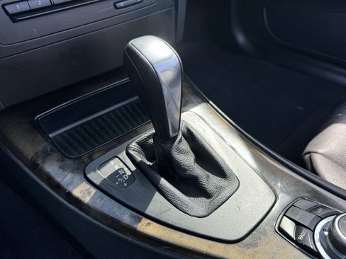 Used 2010 BMW 328i Convertible RWD image 53