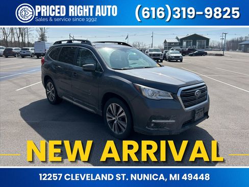 Used 2022 Subaru Ascent Limited w/ Technology Package image 1