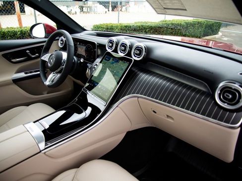 New 2026 Mercedes-Benz GLC 300 4MATIC image 18