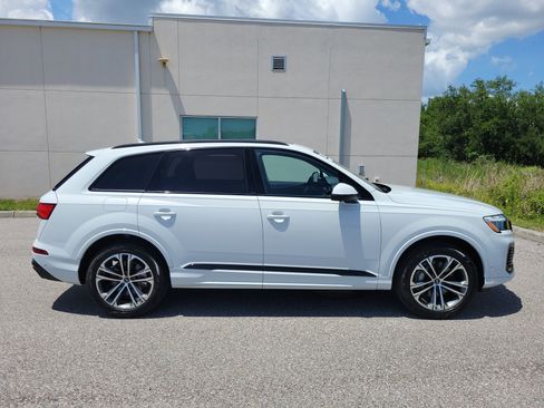 Used 2025 Audi Q7 2.0T Premium Plus AWD/4WD image 3