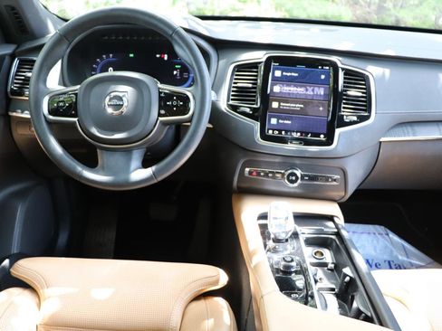 Used 2023 Volvo XC90 T8 Ultimate AWD/4WD image 20