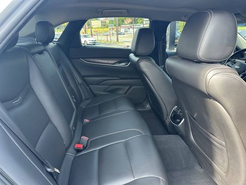 Used 2018 Cadillac XTS Luxury FWD image 15