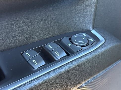 Used 2023 Chevrolet Silverado 1500 LT image 20