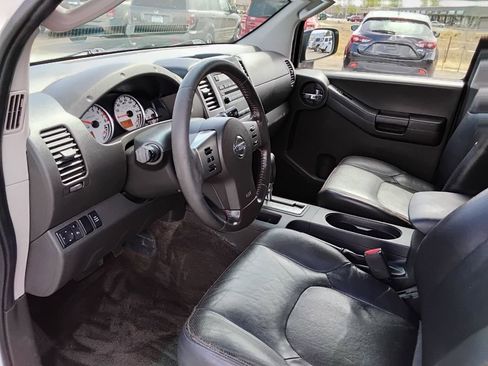 Used 2012 Nissan Xterra PRO-4X w/ Pro-4x Leather Pkg image 10