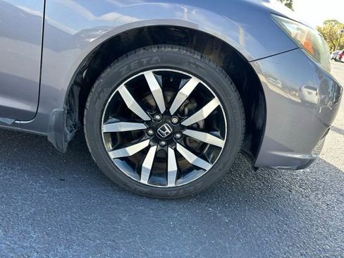 Used 2015 Honda Civic EX-L image 8
