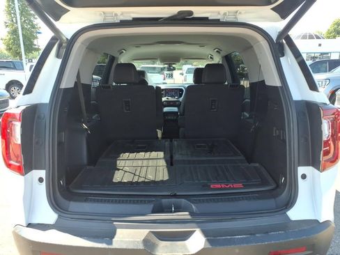 Used 2020 GMC Acadia SLE w/ Driver Convenience Package FWD image 8