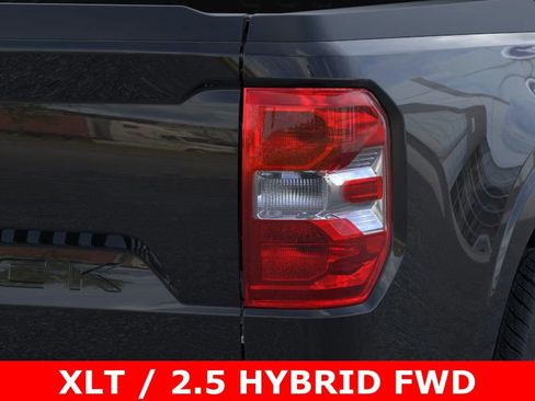 New 2025 Ford Maverick XLT image 22