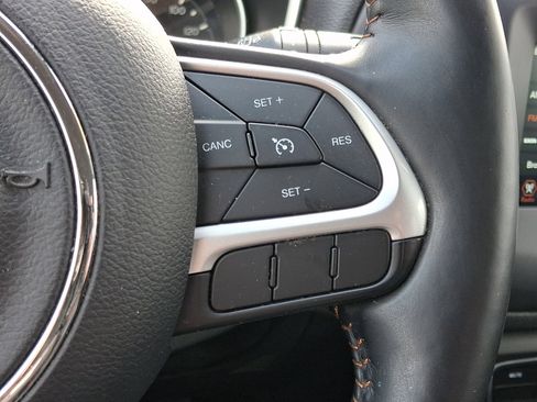 Certified 2019 Jeep Compass Latitude w/ Popular Equipment Group image 21