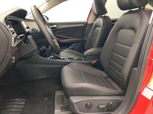Used 2021 Volkswagen Jetta SEL FWD image 17