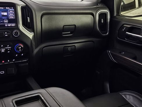 Used 2020 Chevrolet Silverado 1500 RST AWD/4WD image 11