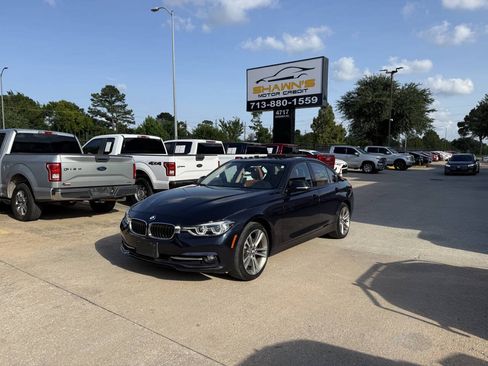Used 2017 BMW 320i xDrive Sedan AWD/4WD image 41