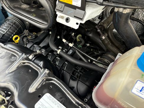 Used 2023 RAM ProMaster 2500 image 13