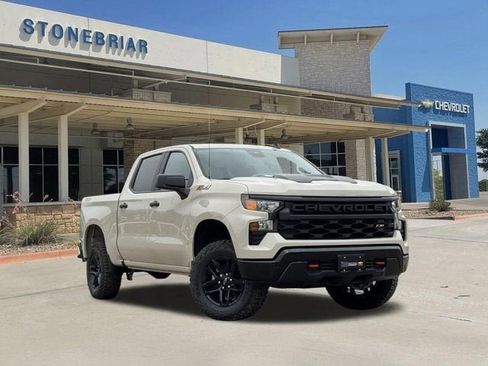 New 2026 Chevrolet Silverado 1500 Custom Trail Boss AWD/4WD image 1