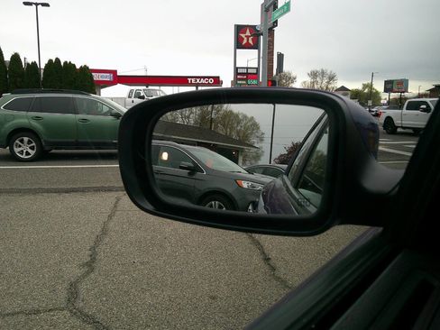 Used 2018 Dodge Charger R/T image 25