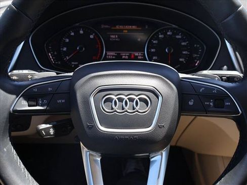 Used 2023 Audi Q5 2.0T Premium w/ Convenience Package AWD/4WD image 16