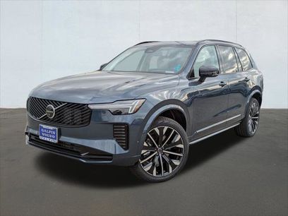 New 2026 Volvo XC90 B6 Ultra w/ Protection Package