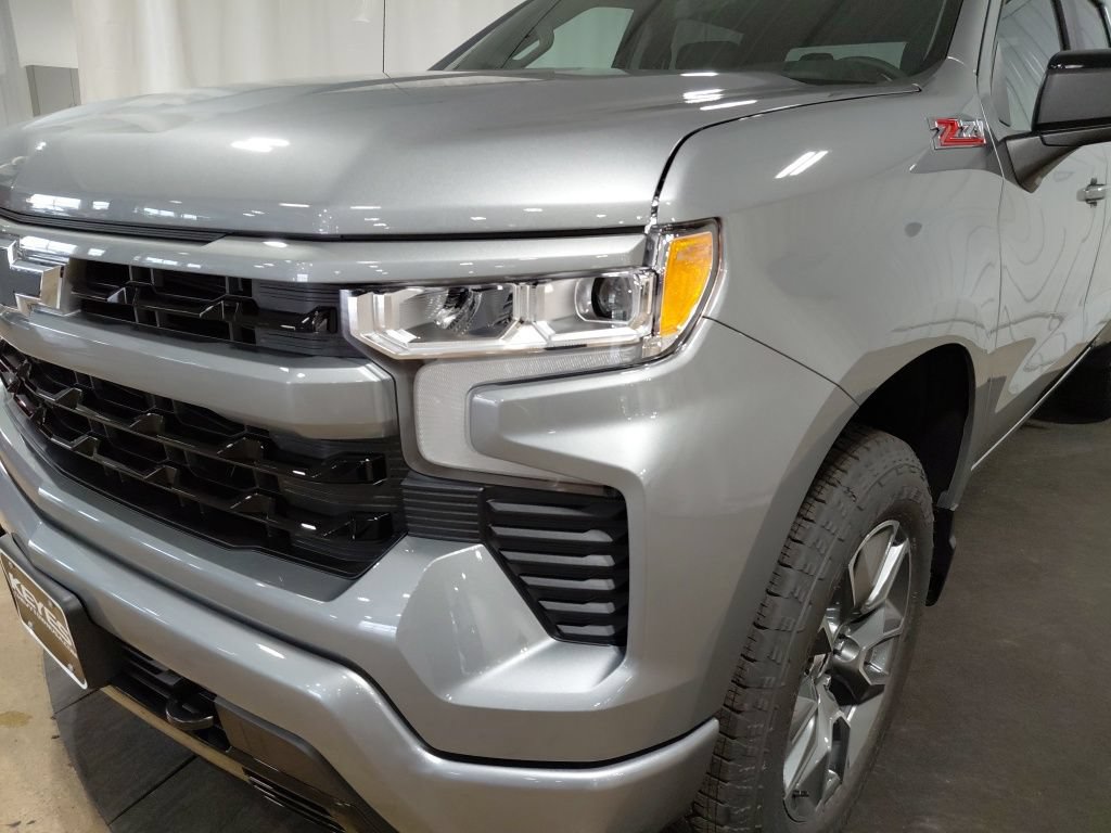 New 2026 Chevrolet Silverado 1500 RST AWD/4WD image 13