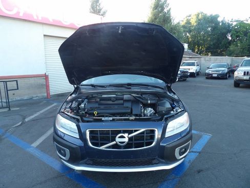 Used 2012 Volvo XC70 T6 AWD/4WD image 11