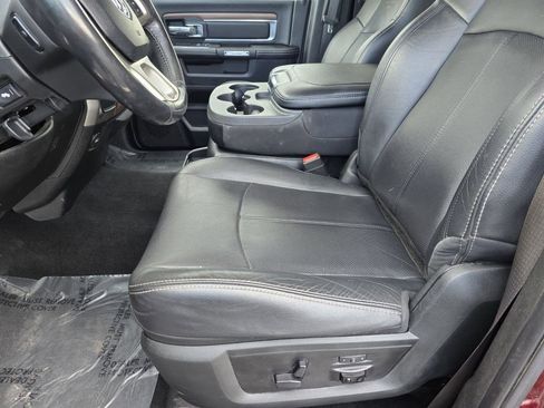 Used 2018 RAM 2500 Laramie w/ Convenience Group AWD/4WD image 34