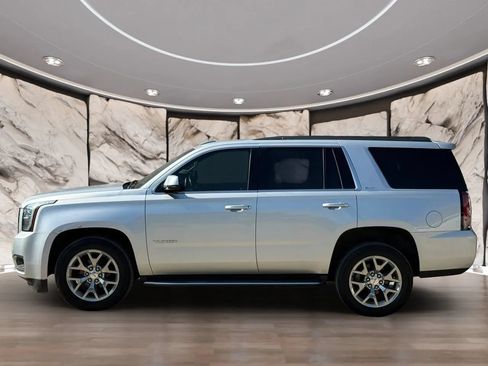 Used 2019 GMC Yukon SLT w/ Open Road Package RWD image 3