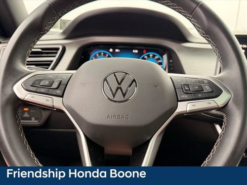 Used 2024 Volkswagen Atlas Cross Sport SE AWD/4WD image 19