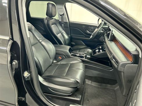 Used 2020 Lincoln Corsair Reserve w/ Equipment Group 202A image 24