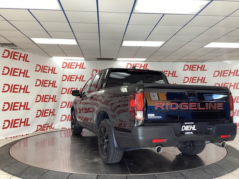 Used 2025 Honda Ridgeline Black Edition image 5