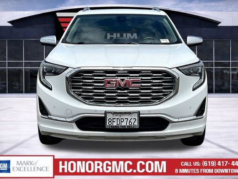 Used 2018 GMC Terrain Denali w/ Advanced Safety Package FWD image 2