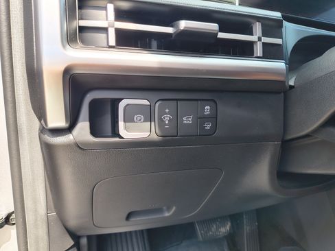 Certified 2025 Hyundai Santa Fe XRT AWD/4WD image 30