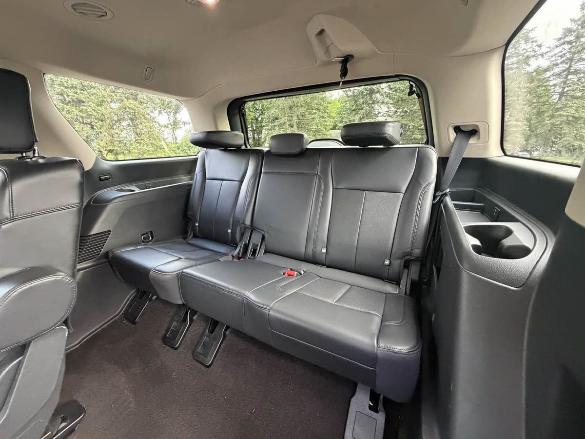Used 2023 Ford Expedition XLT AWD/4WD image 13