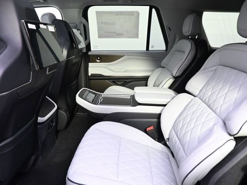 New 2026 Lincoln Navigator L Black Label image 21
