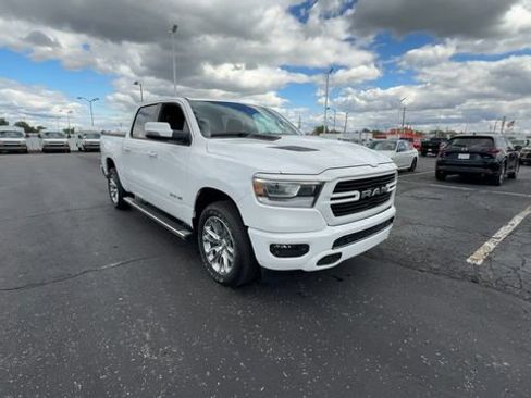 Used 2023 RAM 1500 Laramie AWD/4WD image 2
