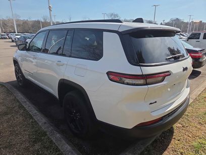 Used 2024 Jeep Grand Cherokee L Laredo