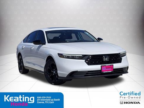 Certified 2025 Honda Accord SE image 3