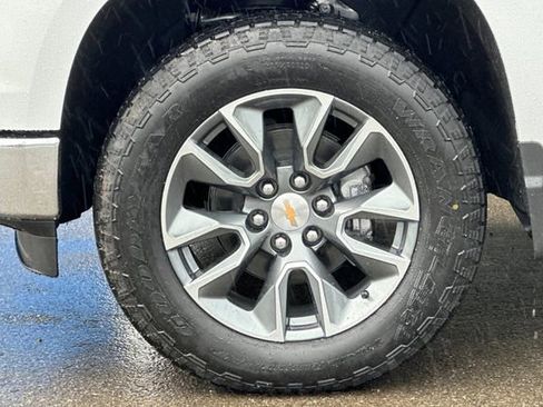 New 2026 Chevrolet Silverado 1500 LT image 33