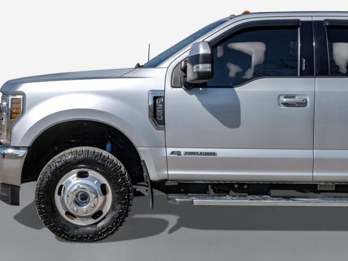 Used 2019 Ford F350 Lariat w/ Lariat Value Package image 10