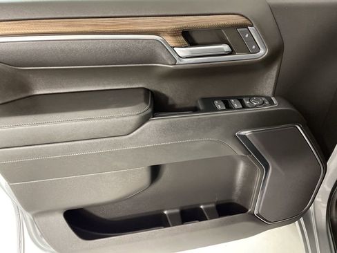 Used 2024 Chevrolet Silverado 1500 LT Trail Boss image 19