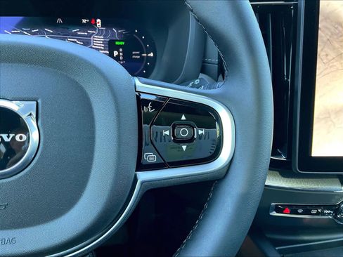 New 2026 Volvo XC60 T8 Ultra w/ Protection Package Premier image 18