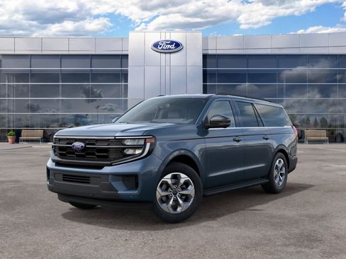 New 2027 Ford Expedition Max Active RWD image 2