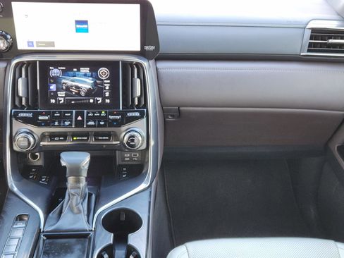 Used 2023 Lexus LX 600 4WD w/ Accessory Package (Z1) image 24